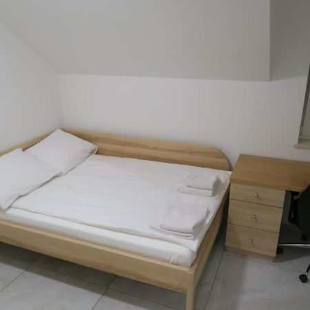 Rooms For Rent In Ljubljana Exteriör bild