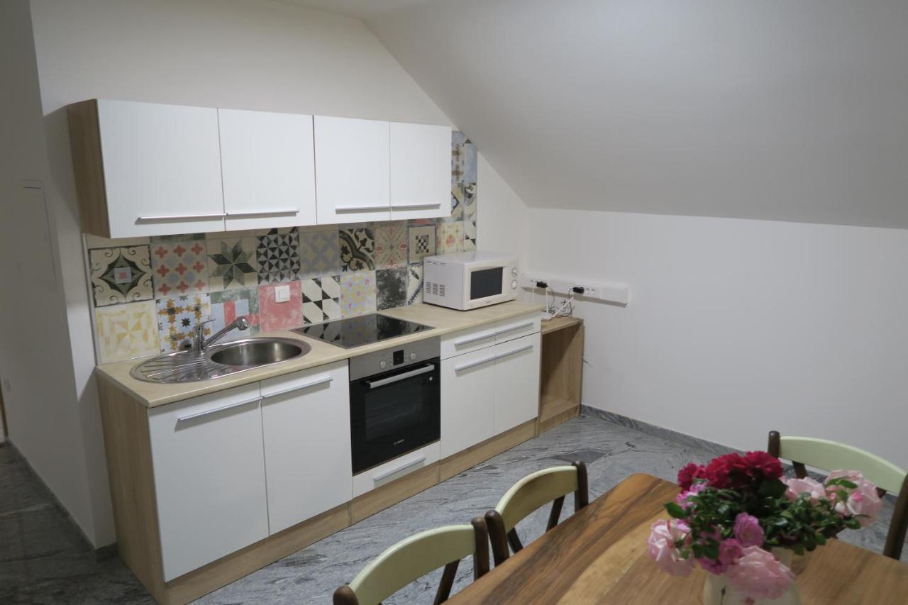 Rooms For Rent In Ljubljana Exteriör bild