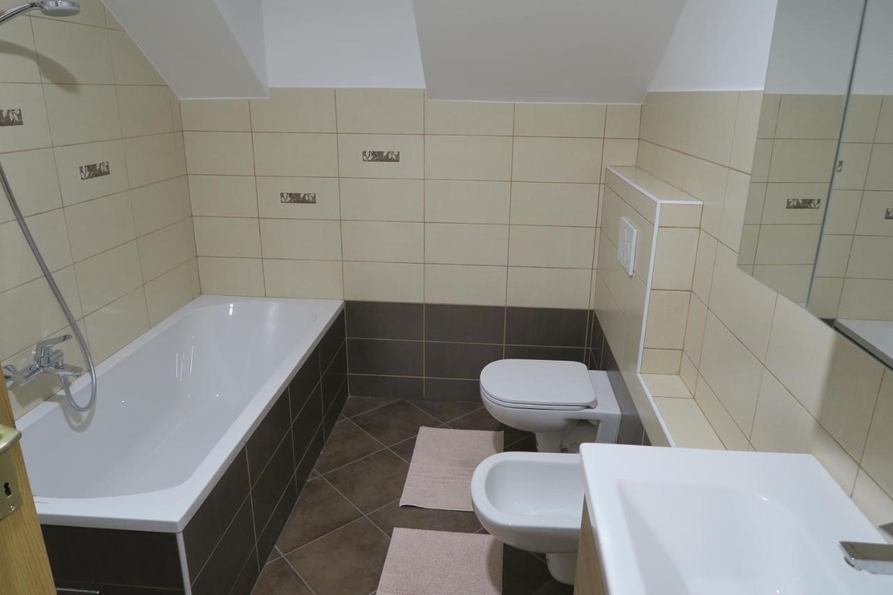 Rooms For Rent In Ljubljana Exteriör bild