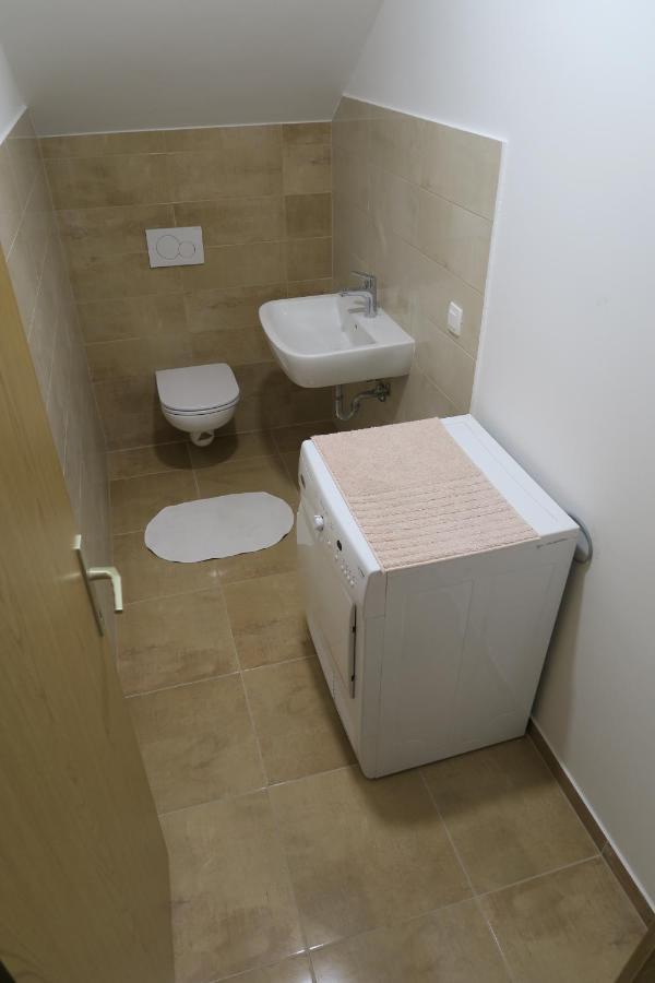Rooms For Rent In Ljubljana Exteriör bild